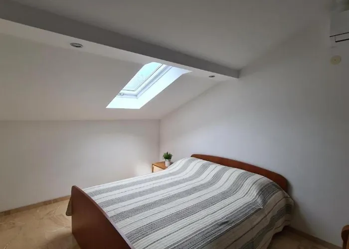 Josip Apartment Orebic