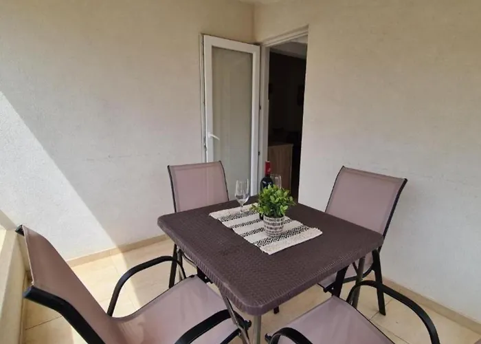 Josip Apartment Orebic