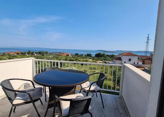 Josip Apartment Orebic