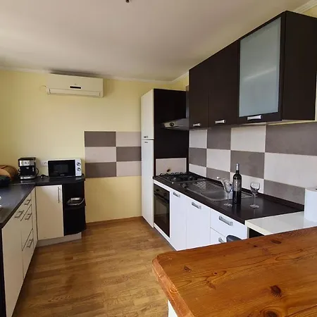 Bajic Apartment *