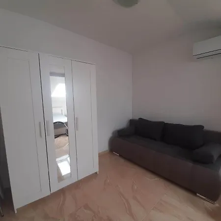 Apartment Bajic *
