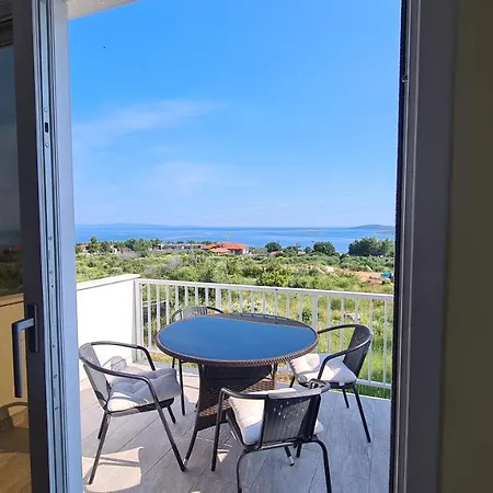Bajic Apartment *