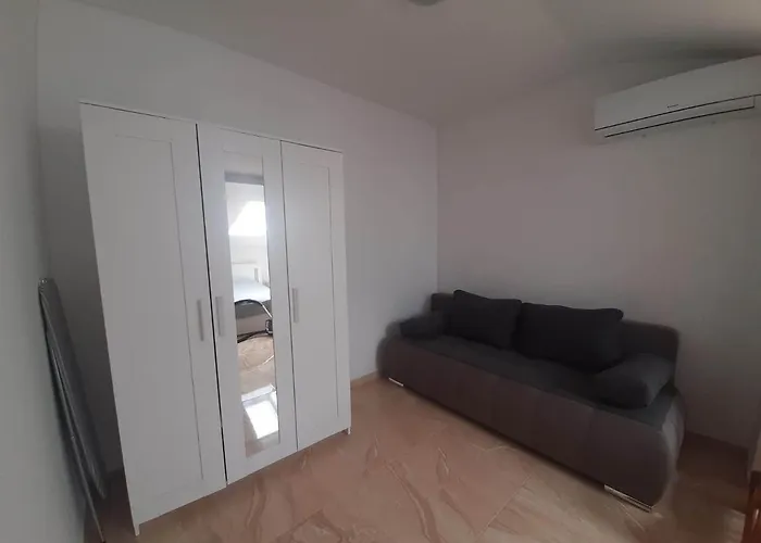 Apartment Josip *